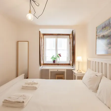 Flh Alfama Homey Апартаменты *